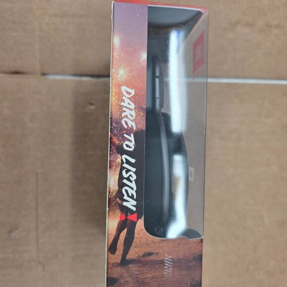 JBL Clip 3 Black Portable Bluetooth Speaker JBLCLIP3BLKAM - Picture 4 of 7